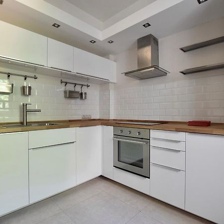 Standard Apartment By Hi5 - Close To Buda Castle ブダペスト エクステリア 写真
