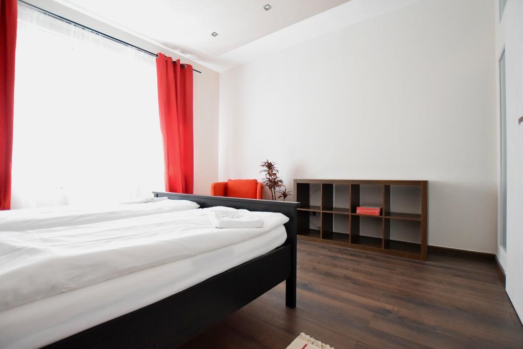 Standard Apartment By Hi5 - Close To Buda Castle ブダペスト エクステリア 写真