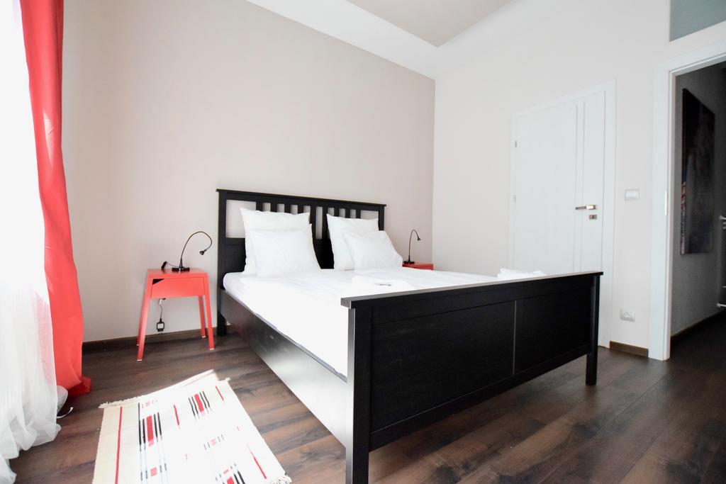 Standard Apartment By Hi5 - Close To Buda Castle ブダペスト エクステリア 写真