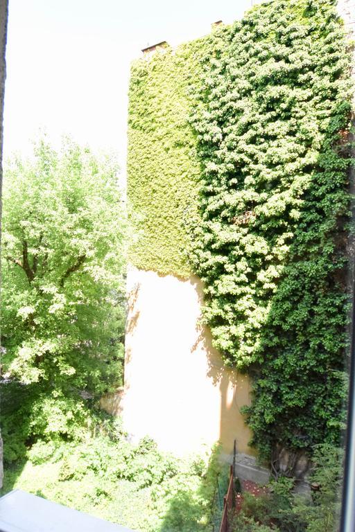 Standard Apartment By Hi5 - Close To Buda Castle ブダペスト エクステリア 写真